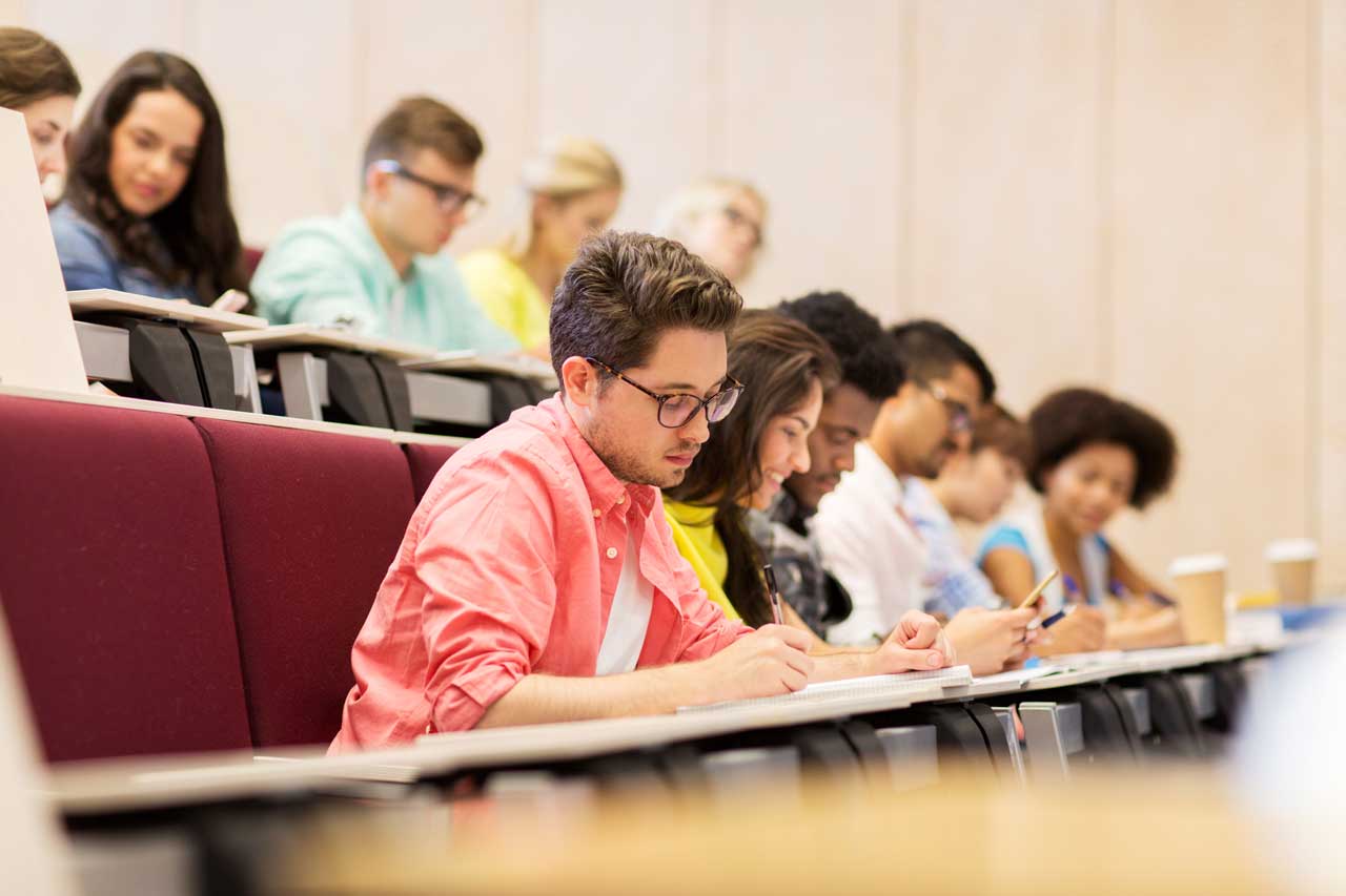Studenten im Hörsaal
